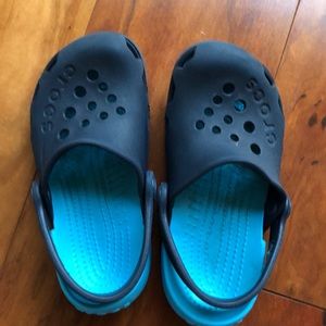 Toddler crocs